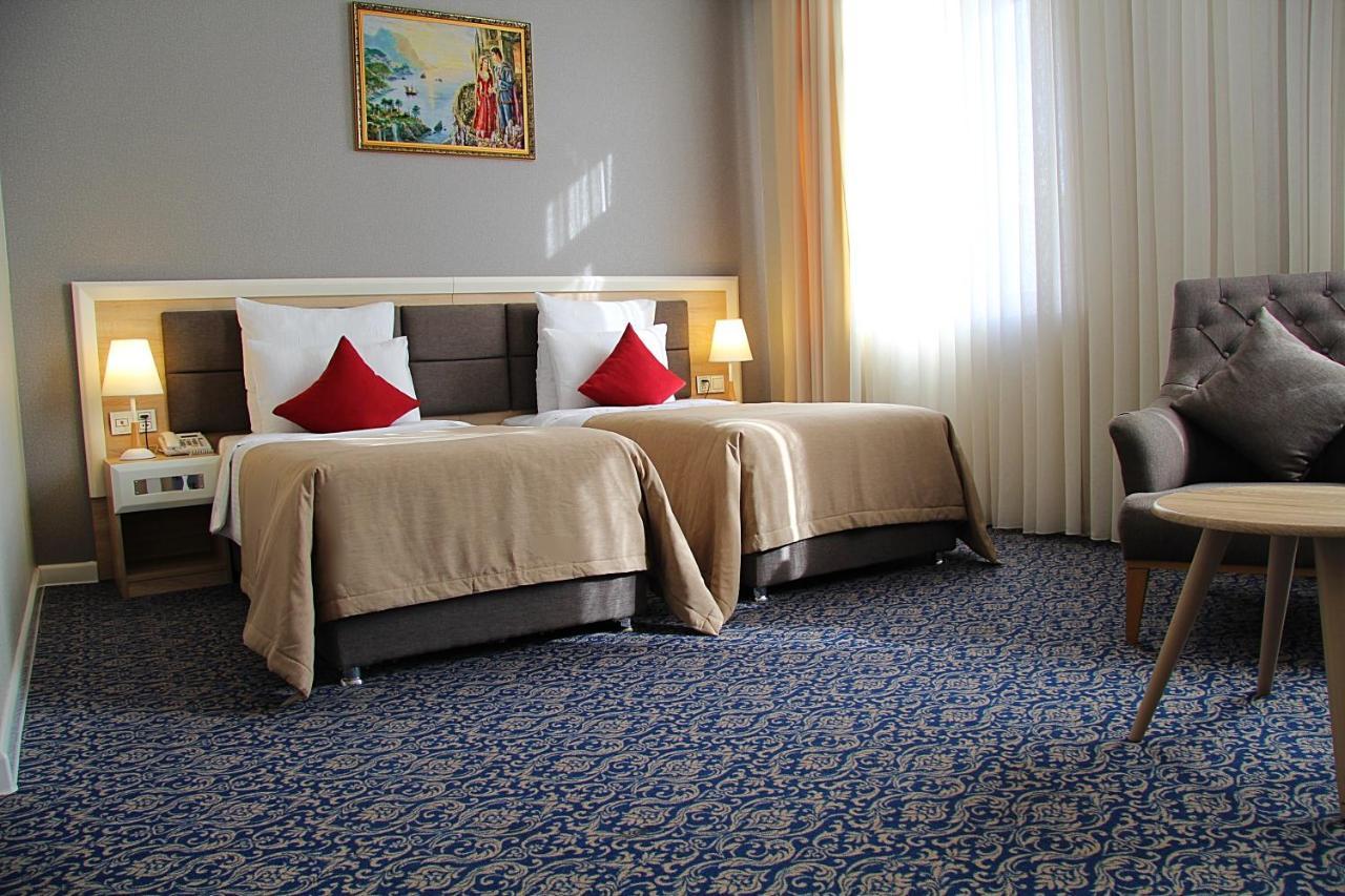 Metro City Hotel Baku Exterior photo