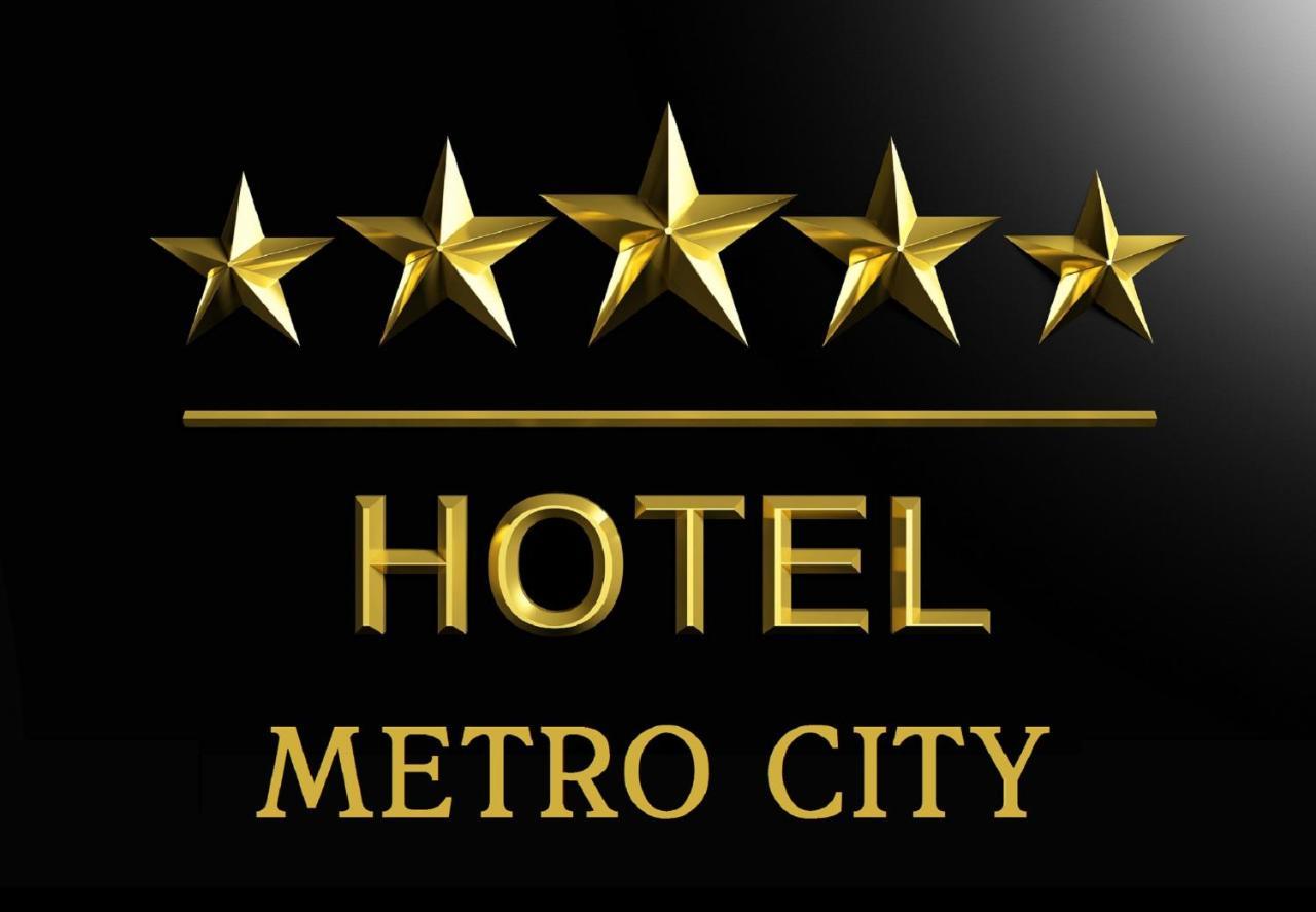 Metro City Hotel Baku Exterior photo